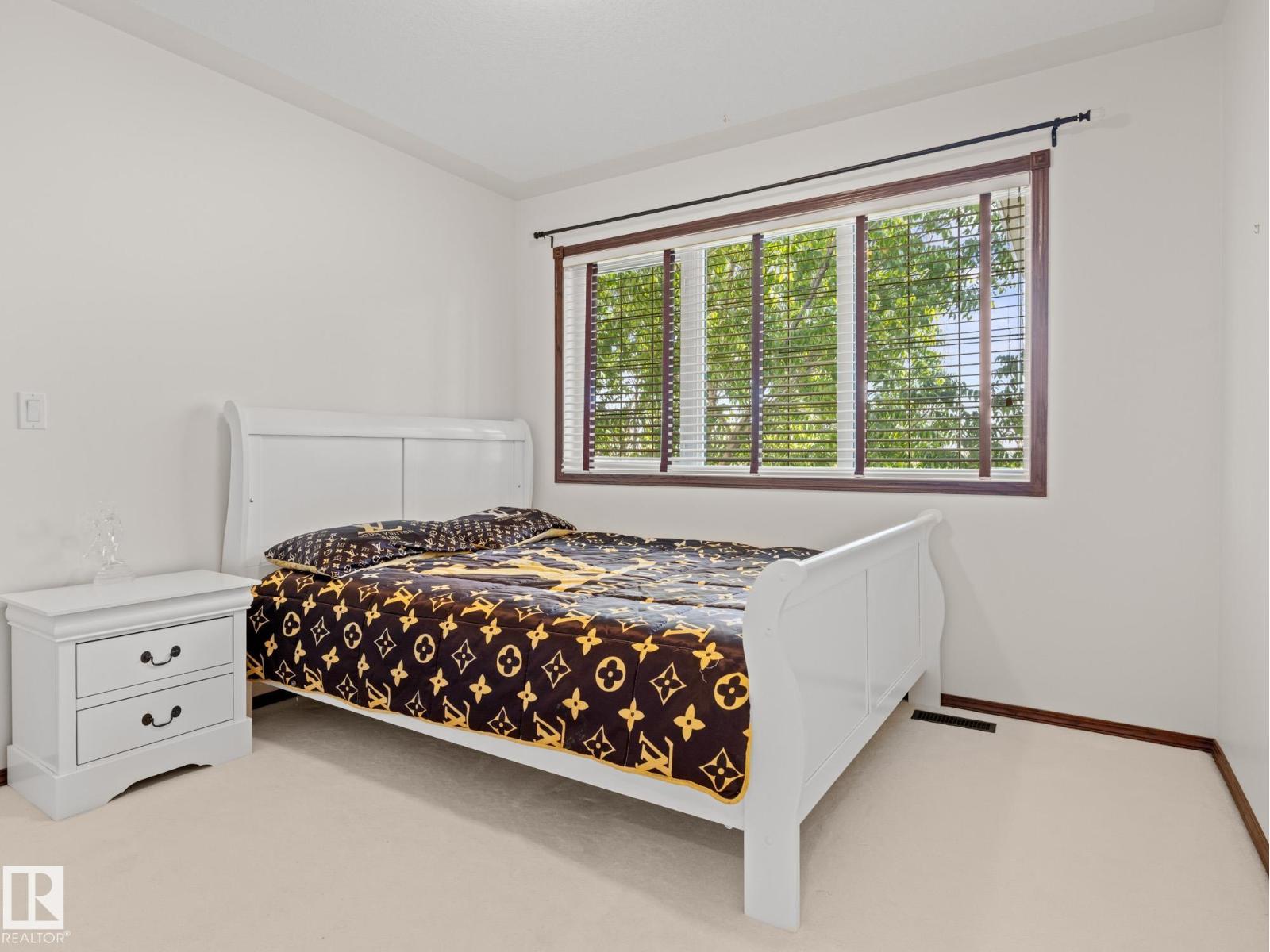 29 OAKDALE PL, St. Albert