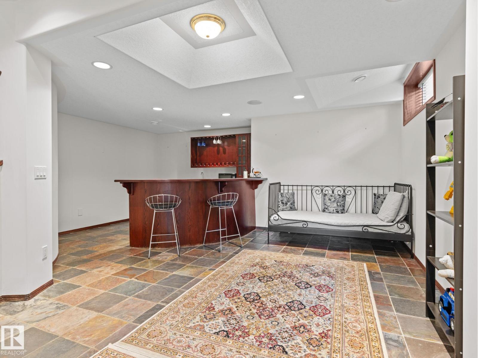 29 OAKDALE PL, St. Albert