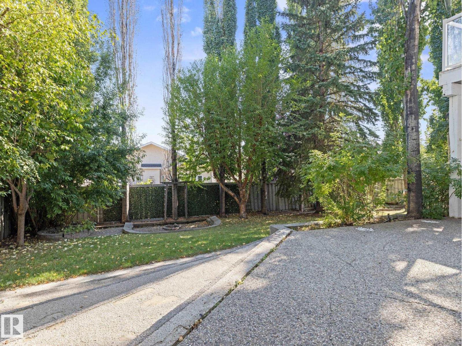 29 OAKDALE PL, St. Albert