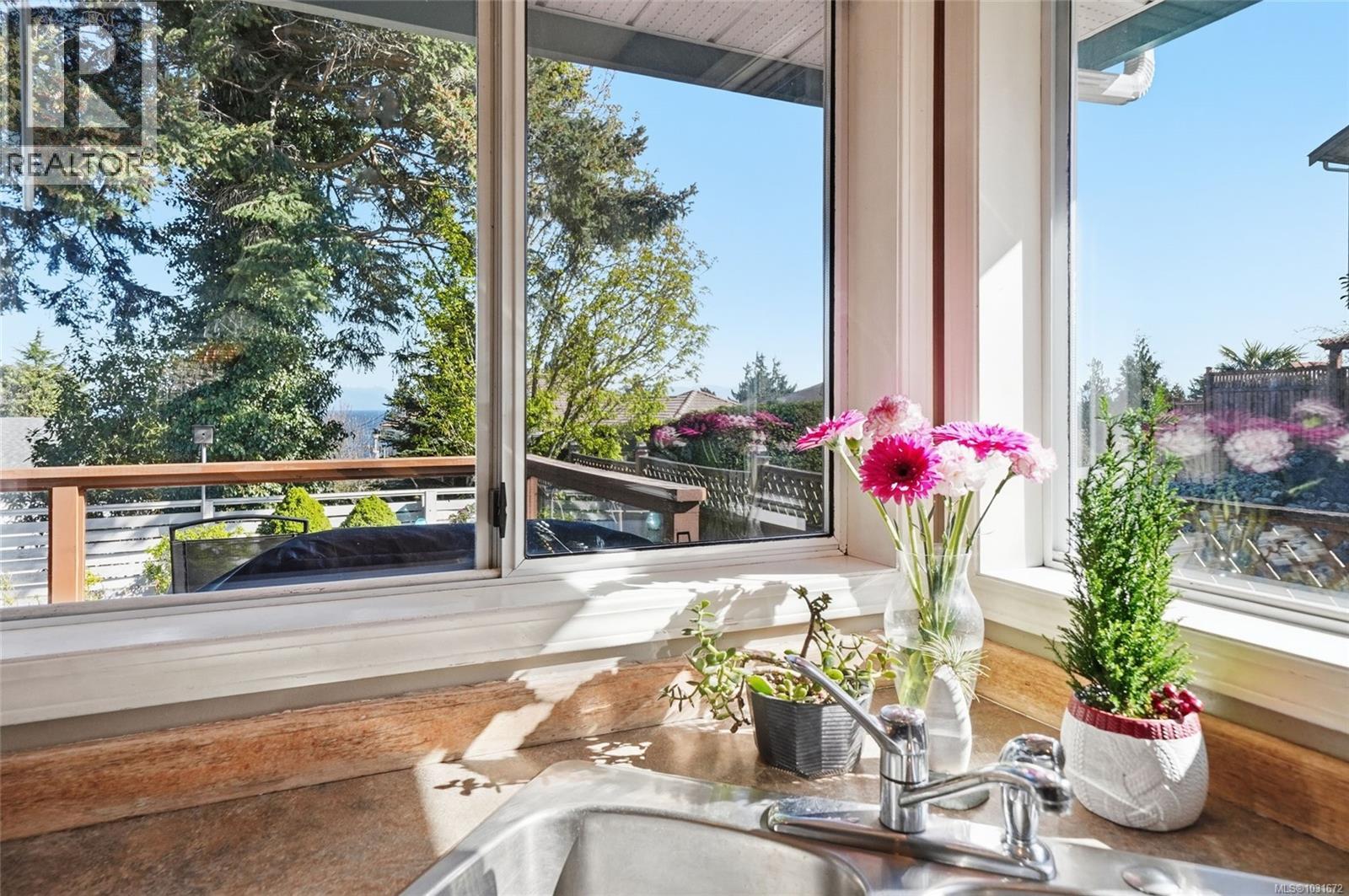 136 Heritage Dr - 18