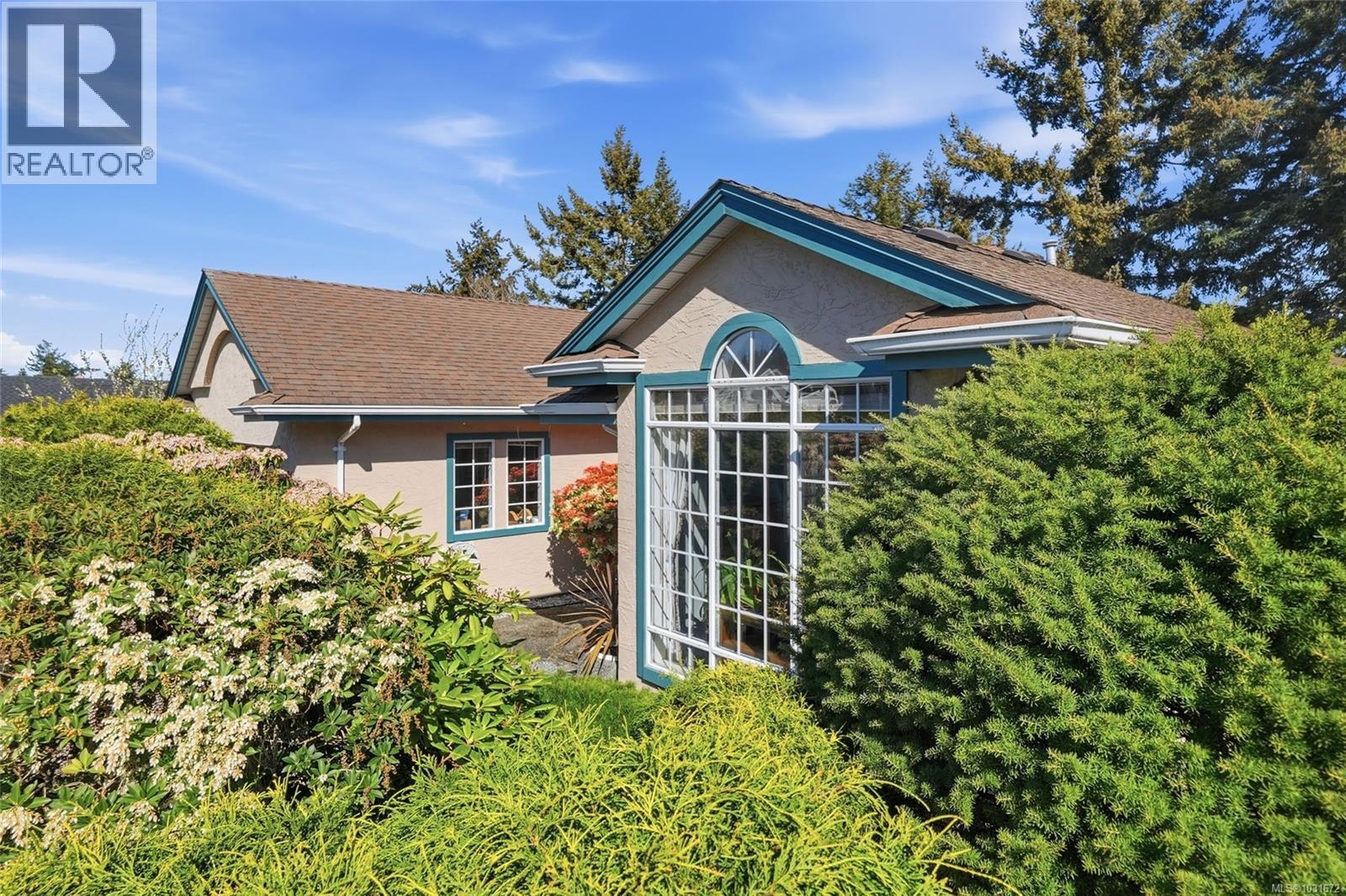 136 Heritage Dr - 56