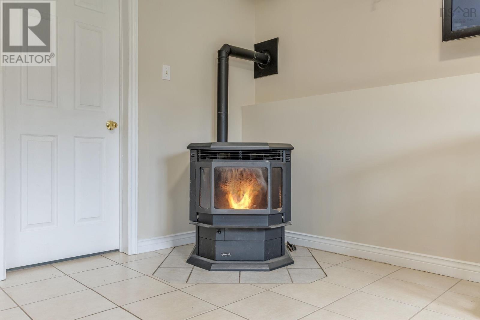 Property 35 of 50 of 81 Skyridge Drive