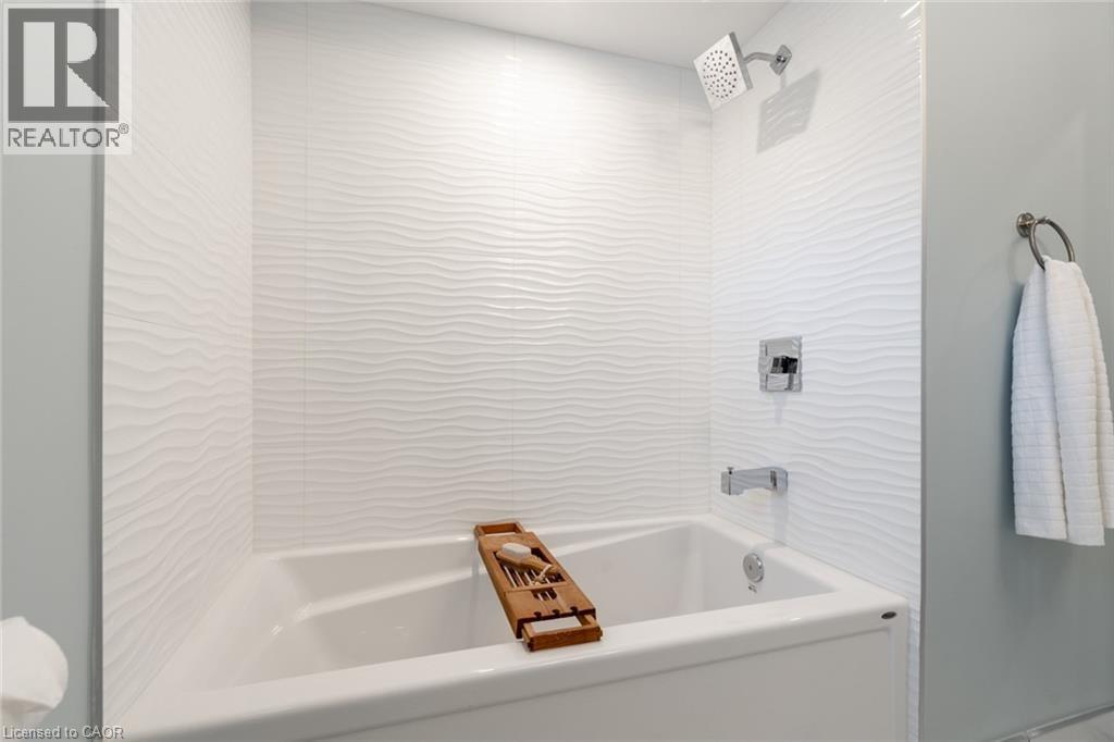 58 SANDALWOOD Avenue — photo 24