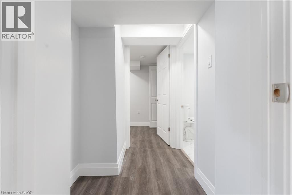 58 SANDALWOOD Avenue — photo 32