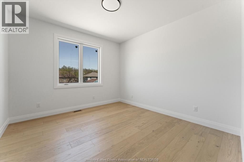 8312 ANNIE — photo 19
