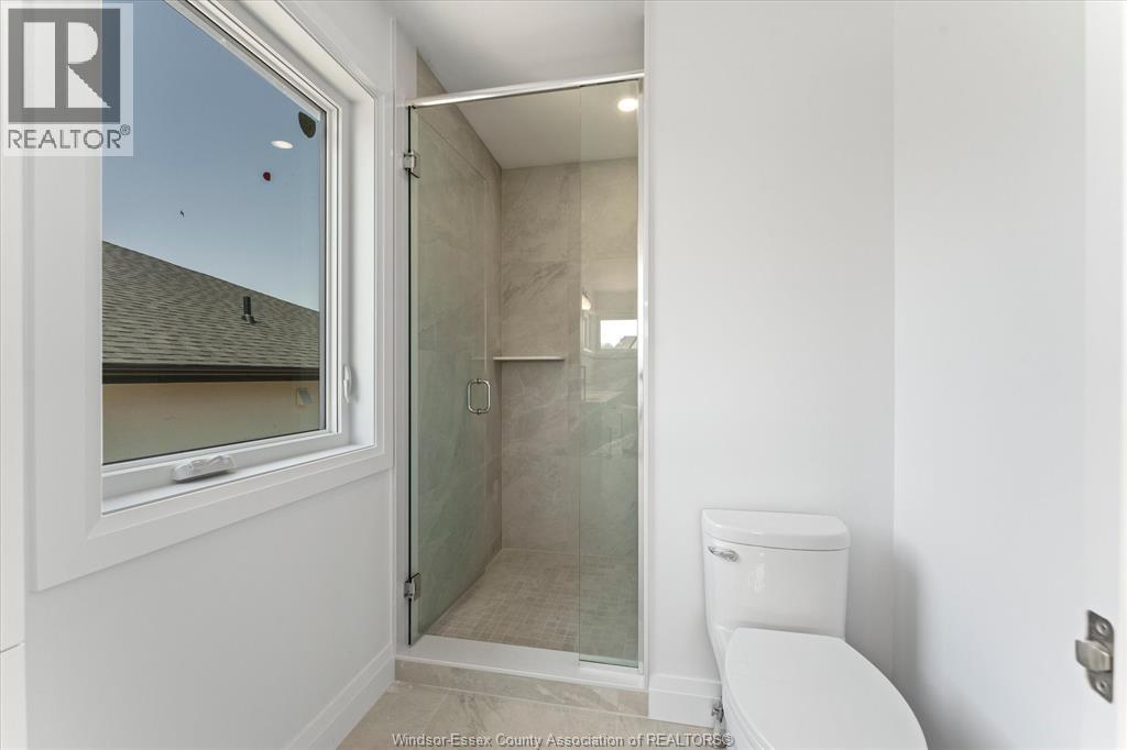 8312 ANNIE — photo 15