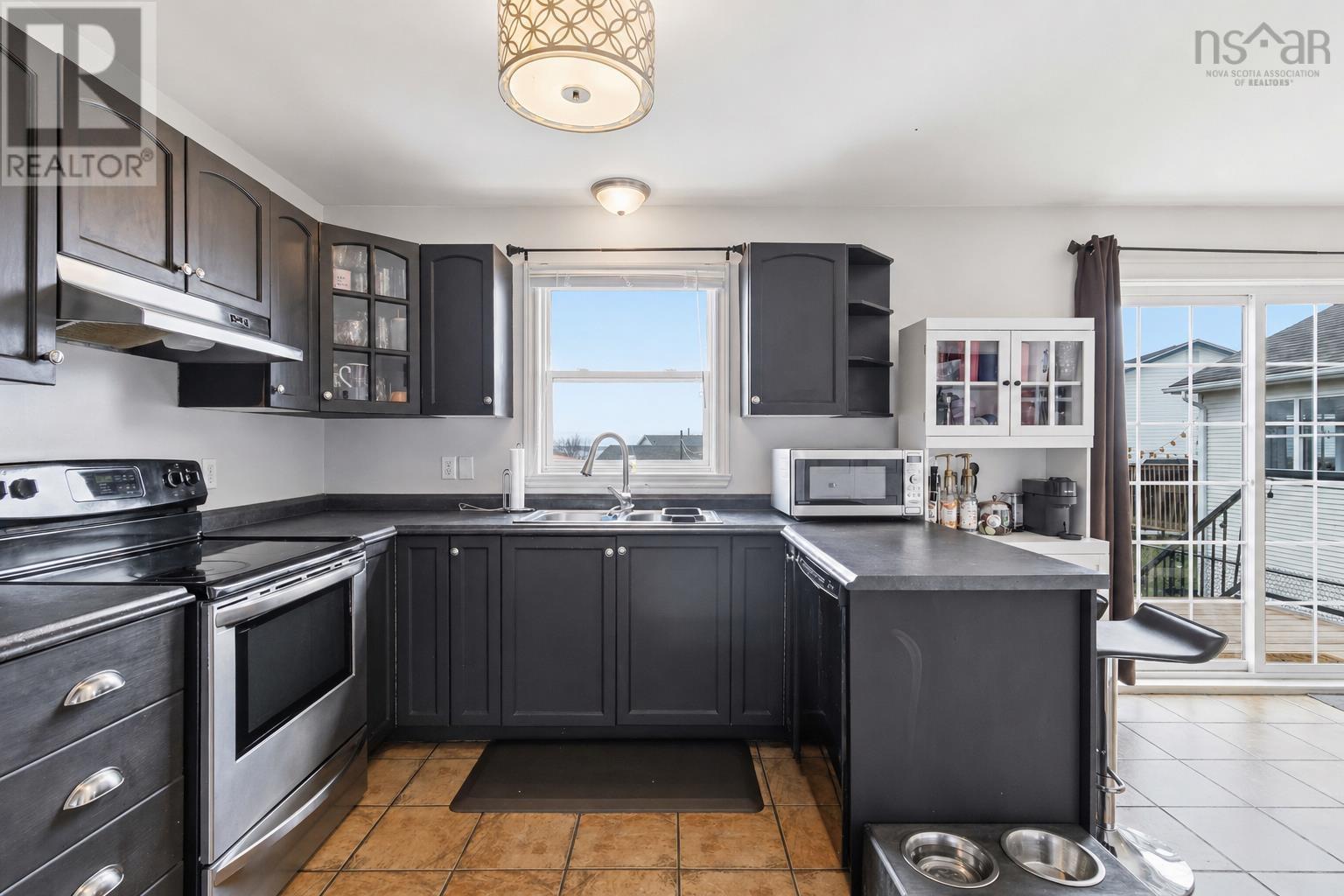 Property 16 of 49 of 41 Peter Court