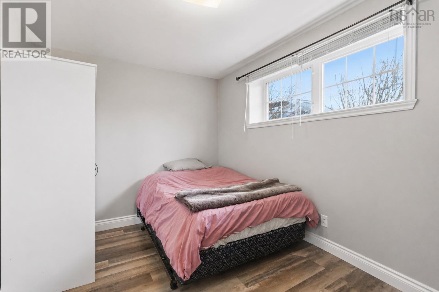 Property 31 of 49 of 41 Peter Court