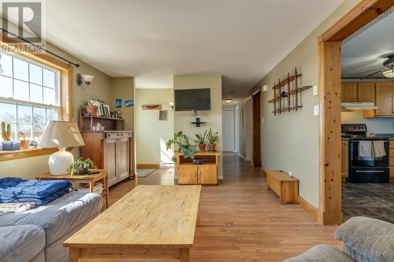 Property 13 of 50 of 504 Northwest Road