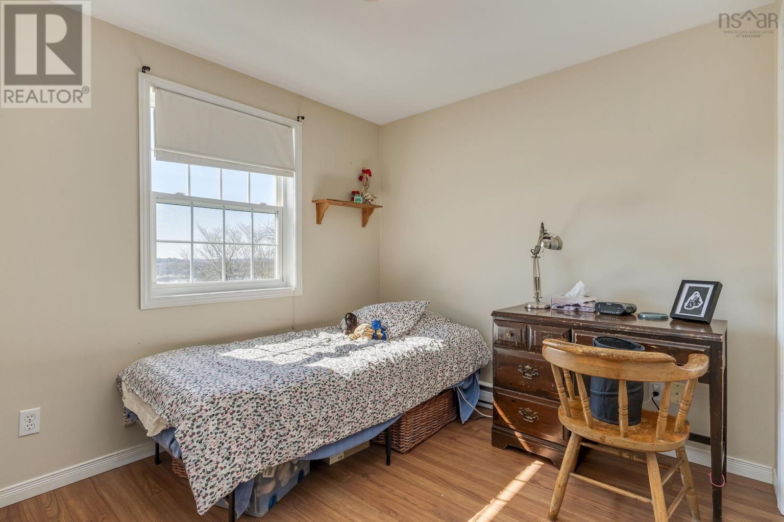 Property 23 of 50 of 504 Northwest Road