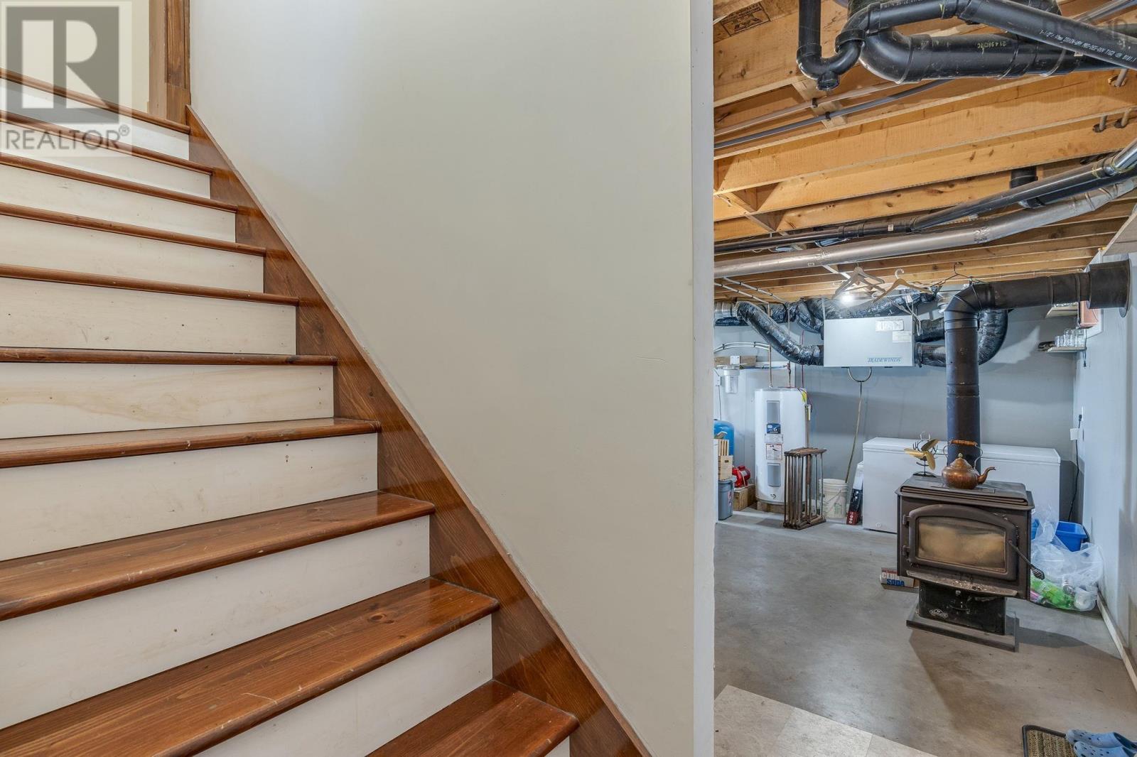 Property 31 of 50 of 504 Northwest Road