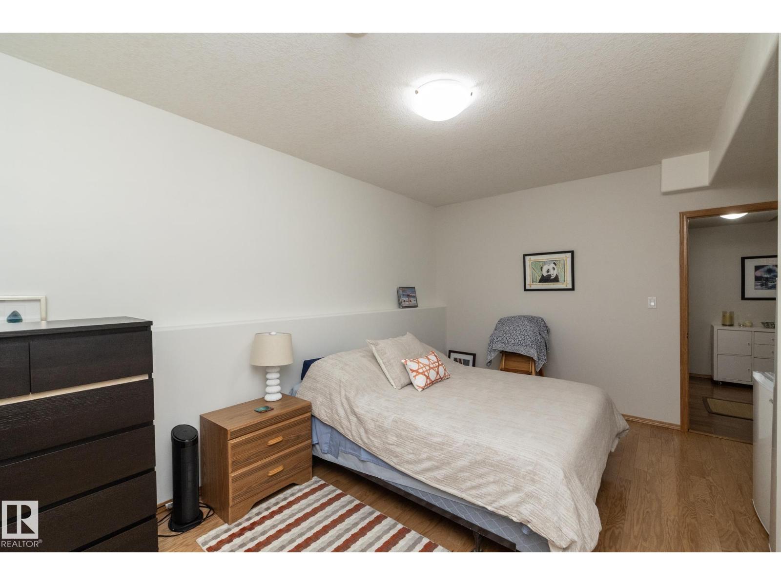 855 OAKLAND PL, Devon