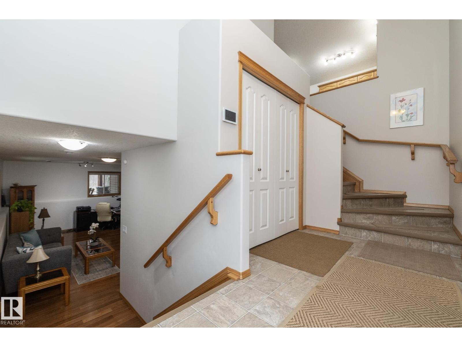 855 OAKLAND PL, Devon