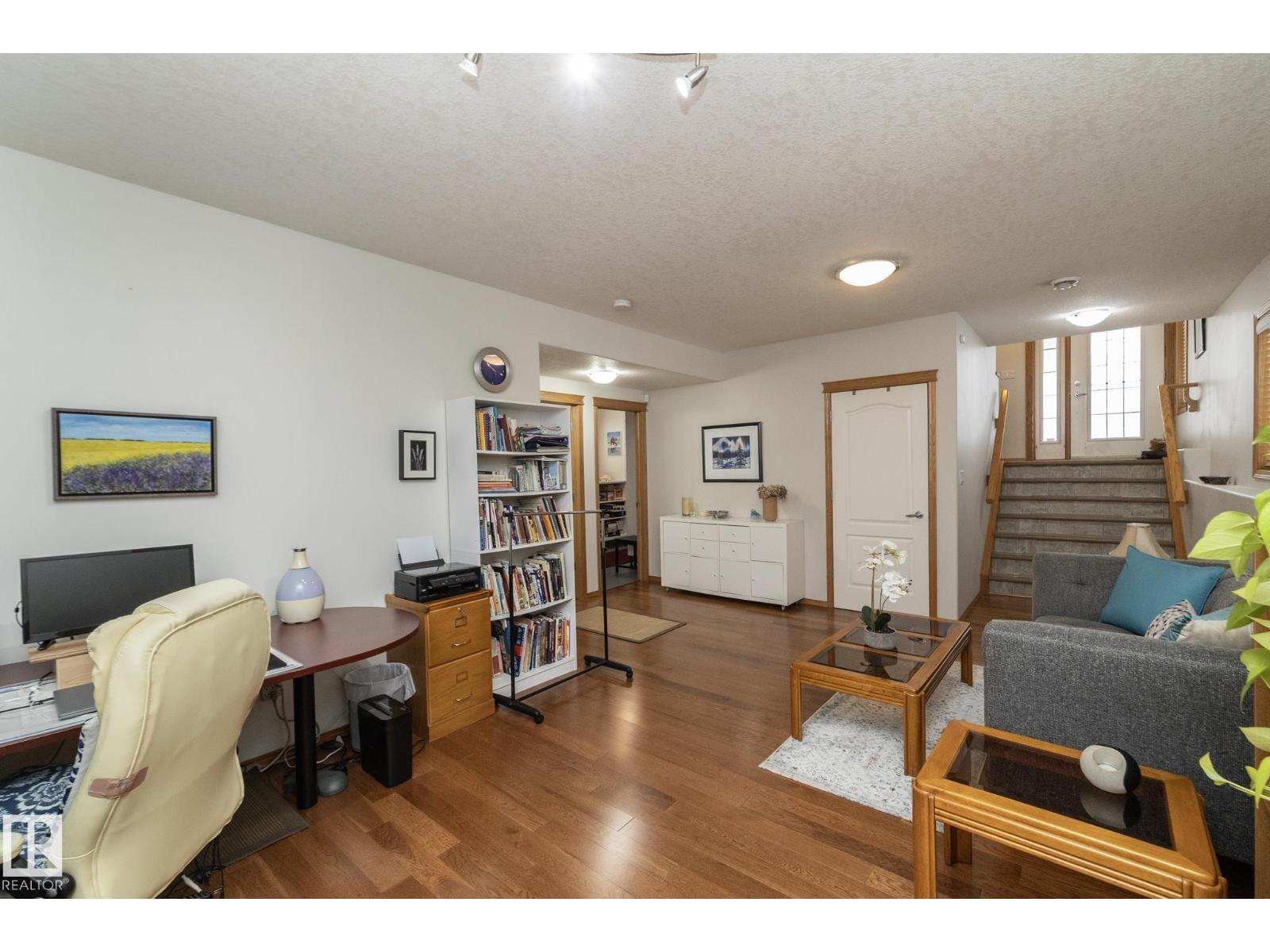 855 OAKLAND PL, Devon