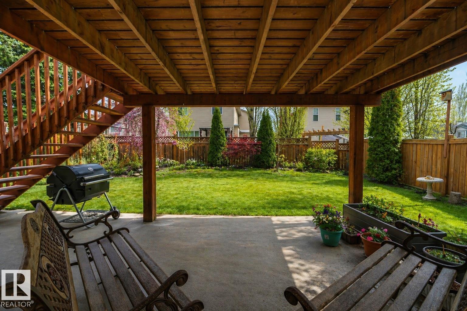 855 OAKLAND PL, Devon