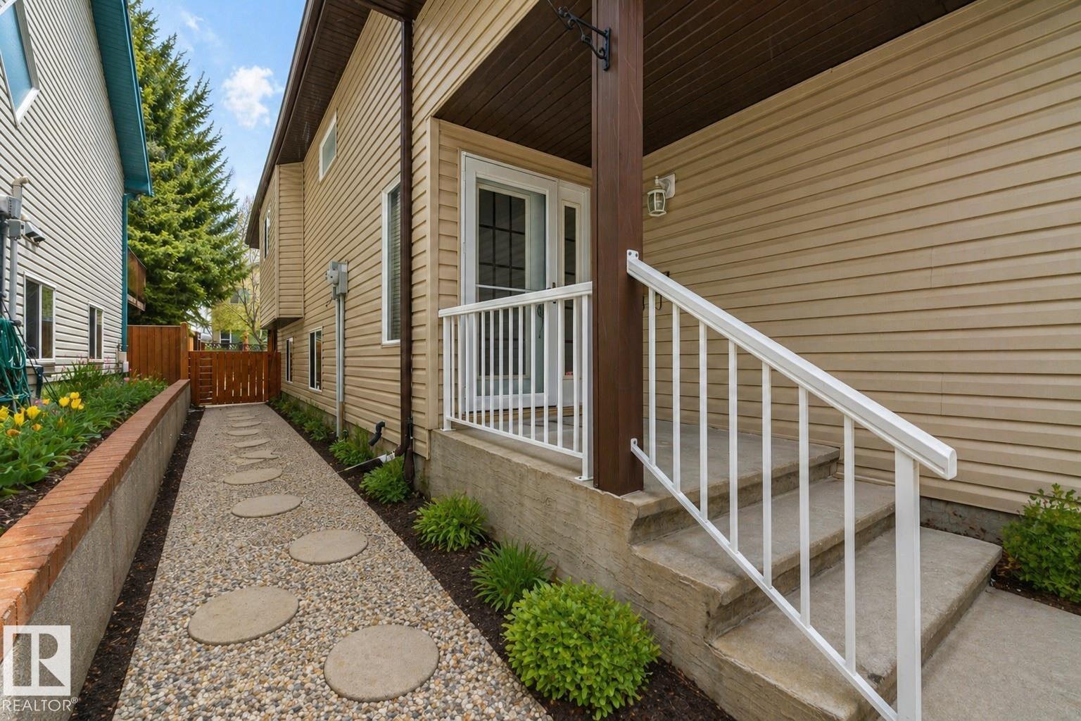 855 OAKLAND PL, Devon