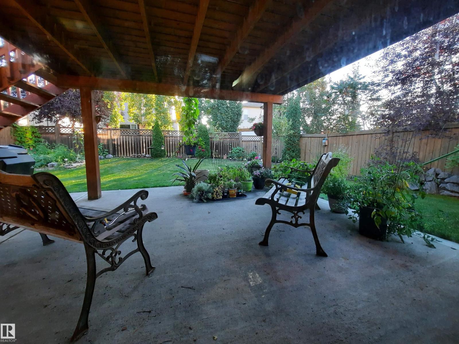 855 OAKLAND PL, Devon