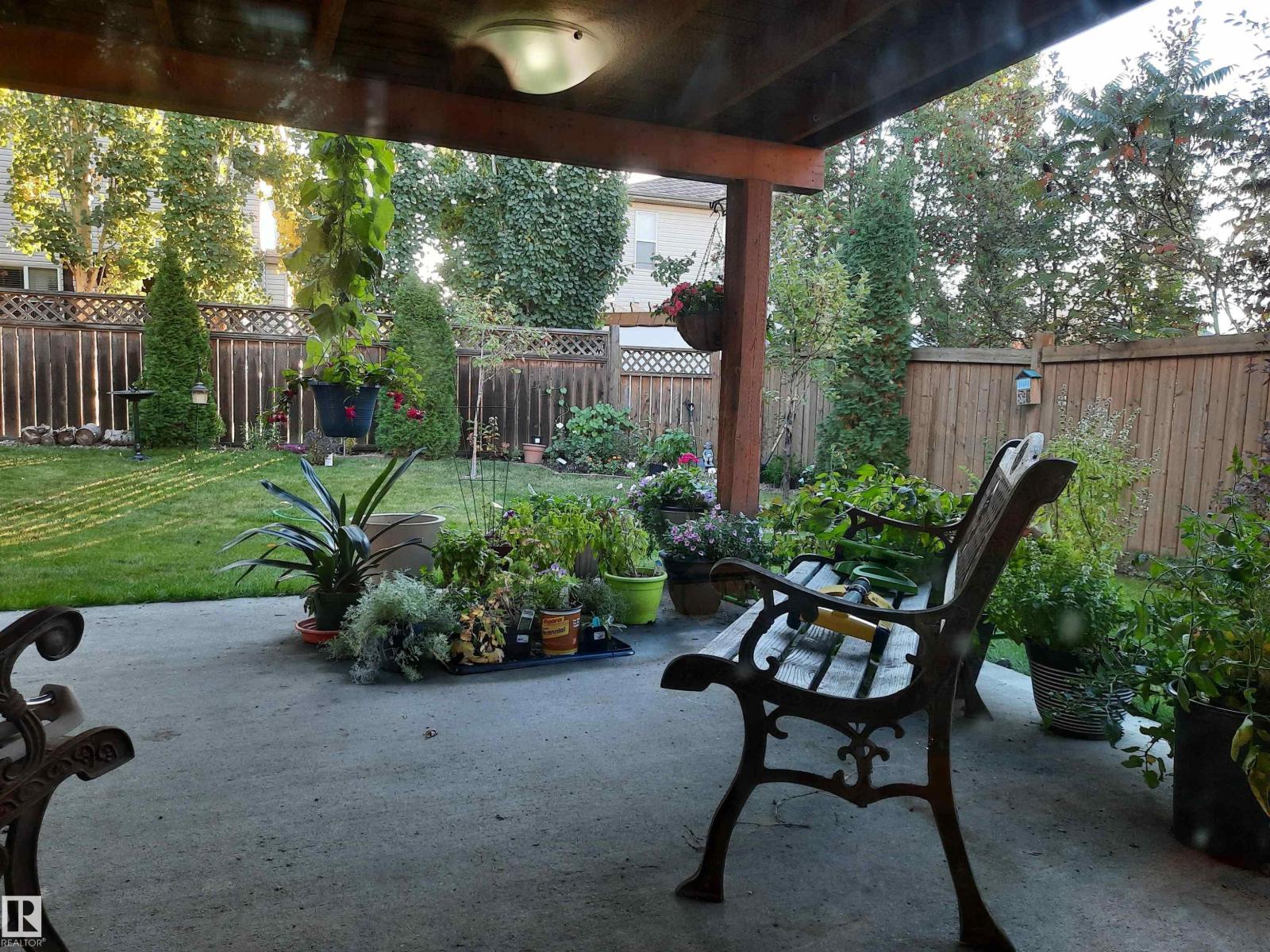 855 OAKLAND PL, Devon