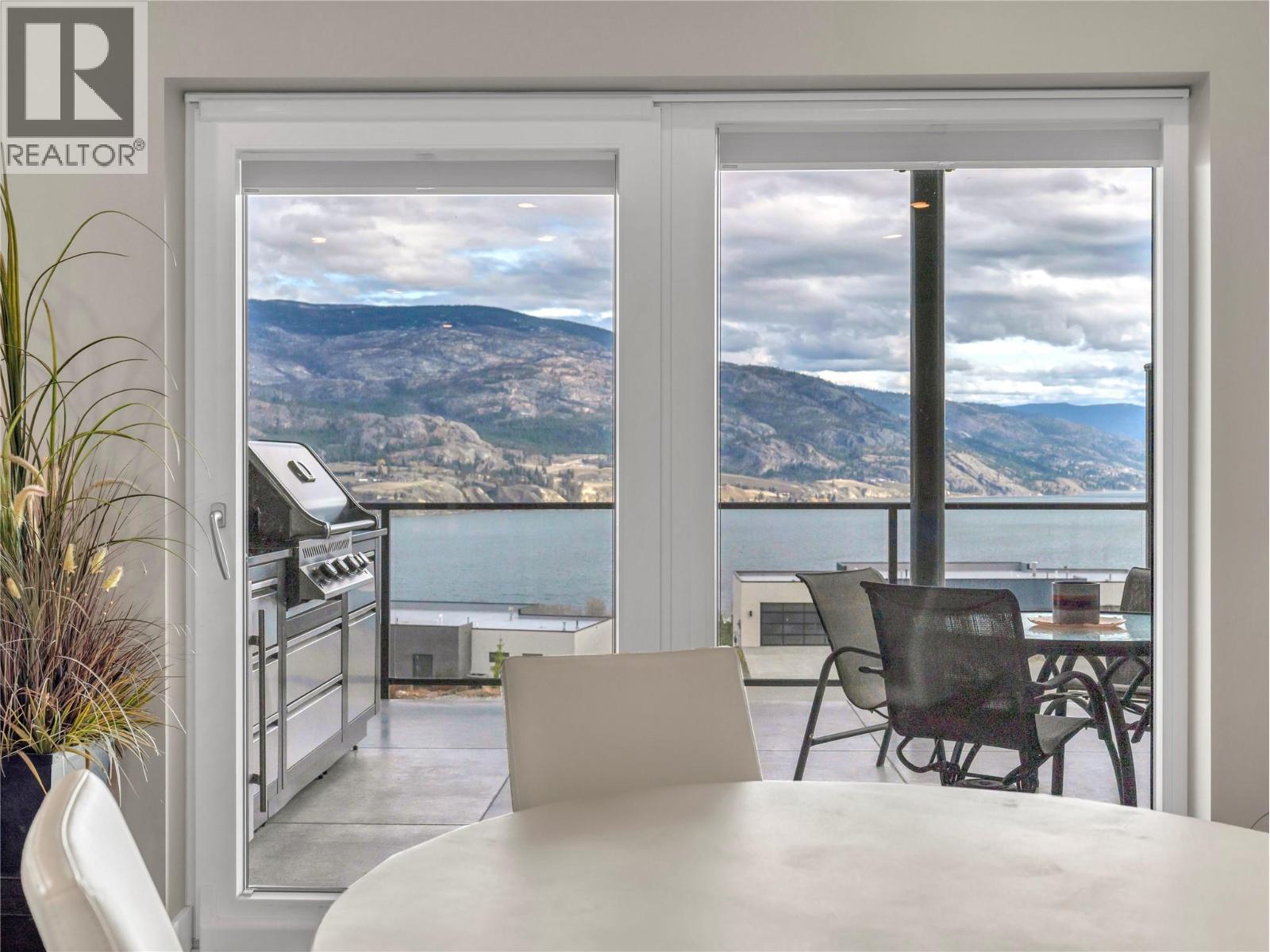 300 VISTA Park Unit# 322, Penticton
