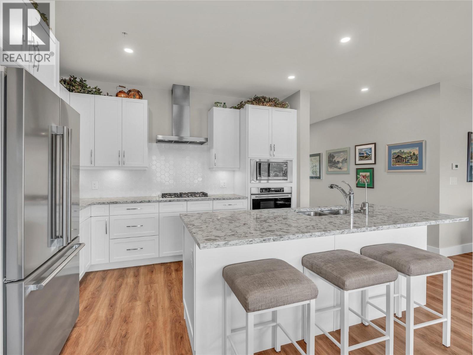 300 VISTA Park Unit# 322, Penticton