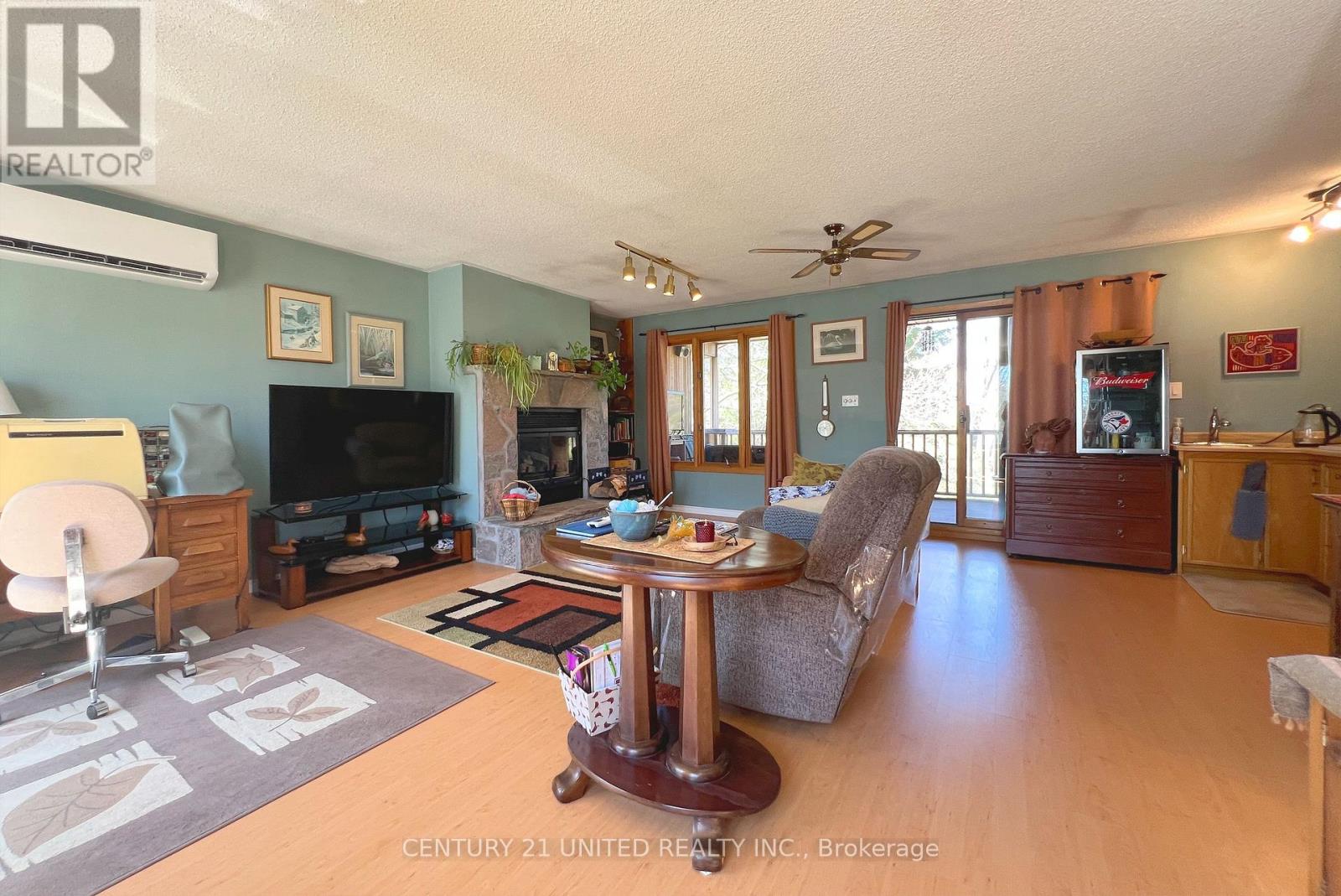 316 LEON AVENUE — photo 18