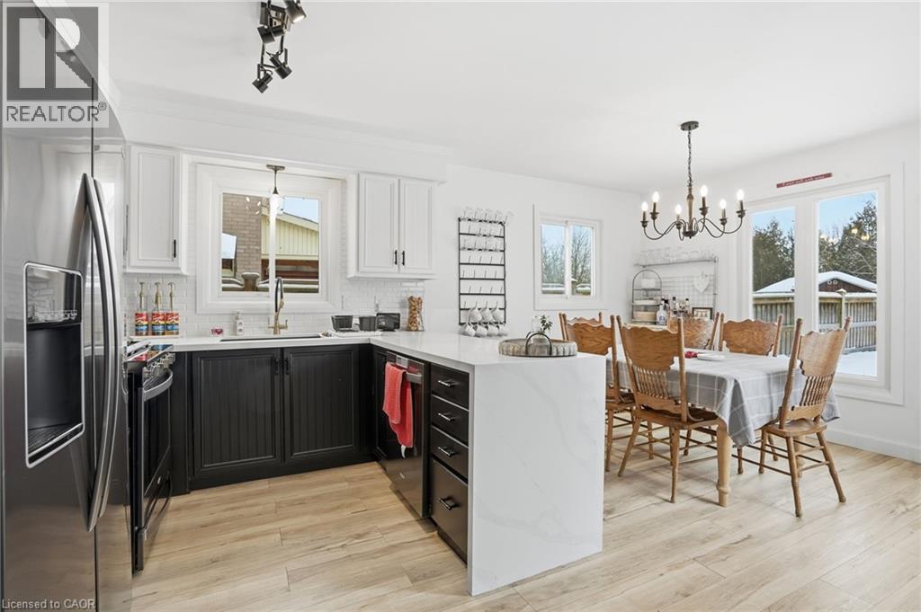 83 BRIARSDALE Crescent, Welland, Ontario, L3C6S8 — Photo 10