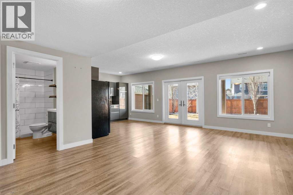82 Cranbrook Crescent SE — photo 39