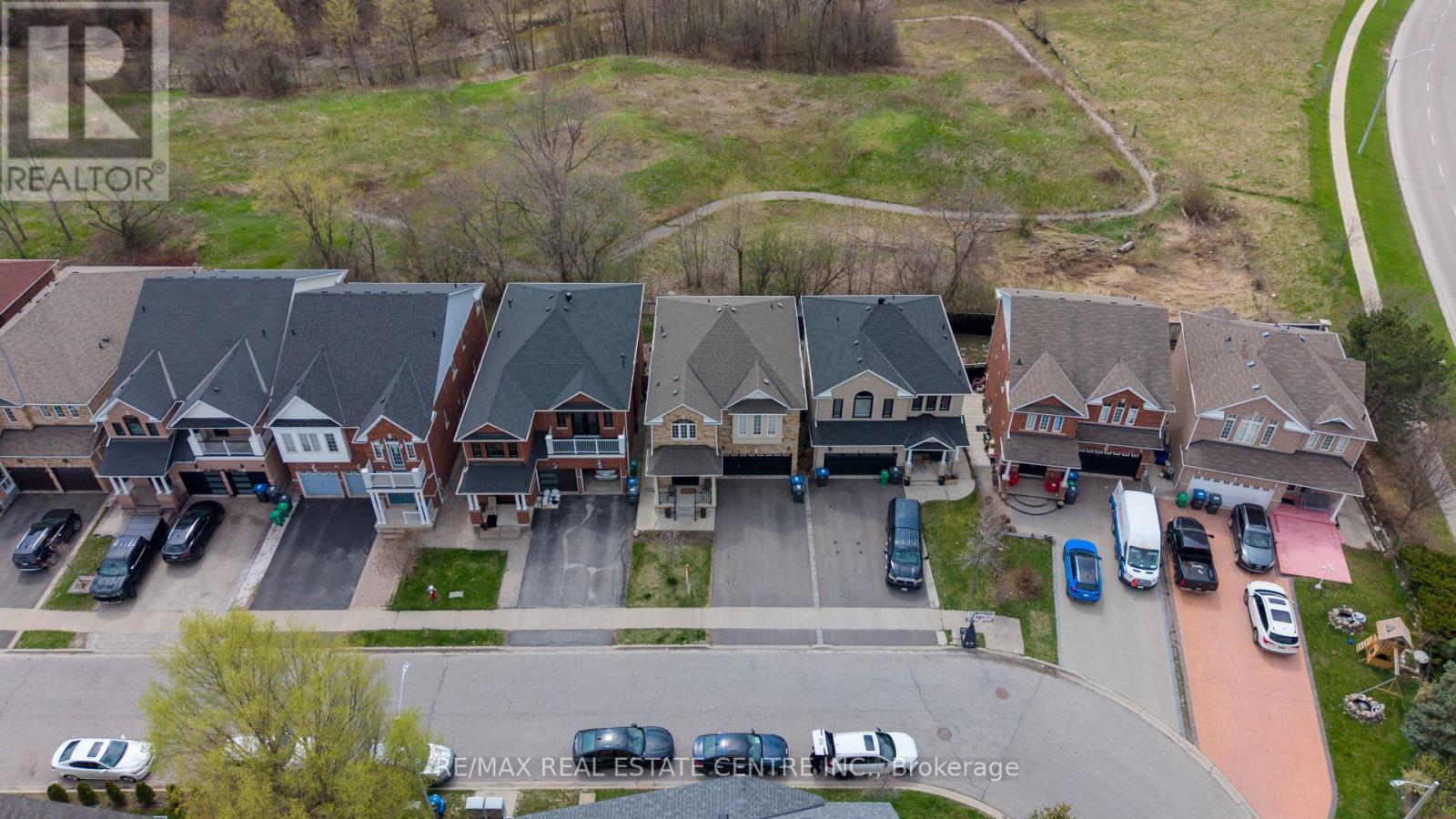 67 GOREVALE DRIVE - 42
