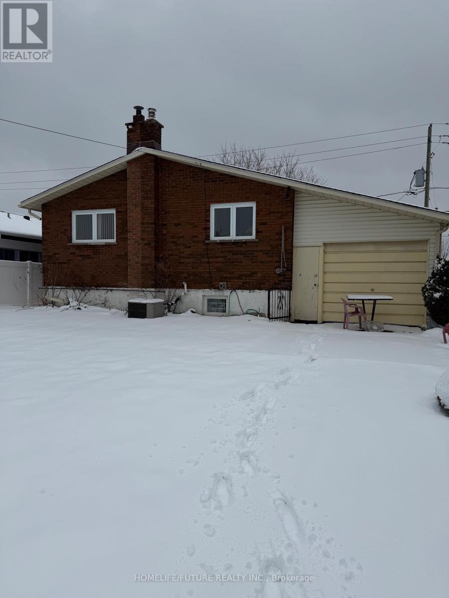 822 ALICE STREET - 2