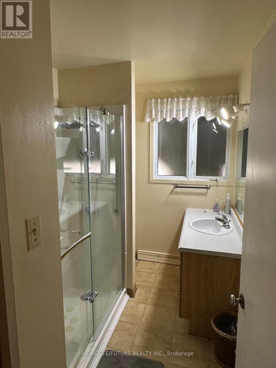 822 ALICE STREET - 7