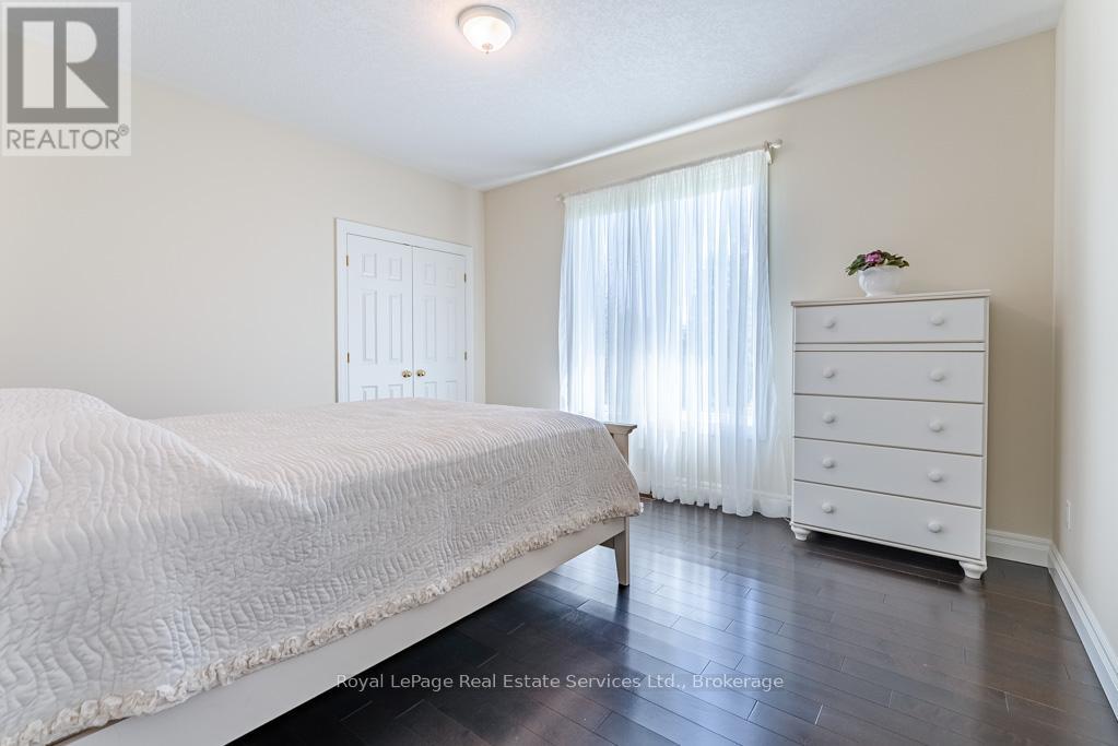 365 ROBINSON ROAD — photo 28