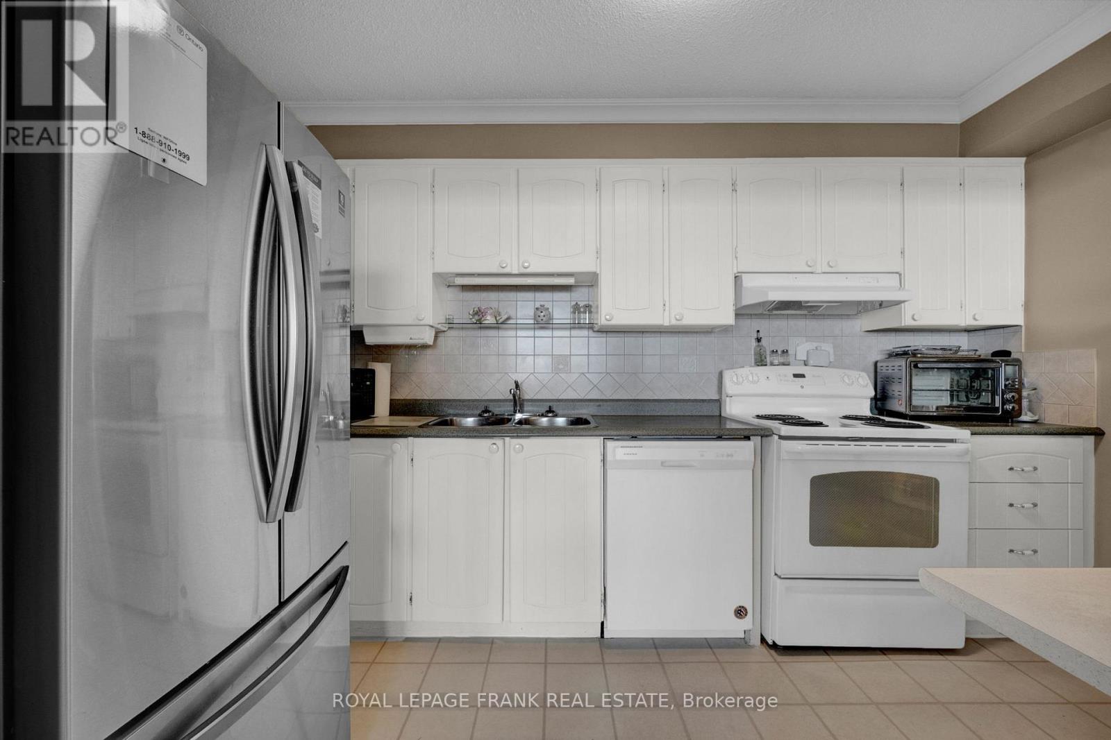1103 - 55 WILLIAM STREET E — photo 8