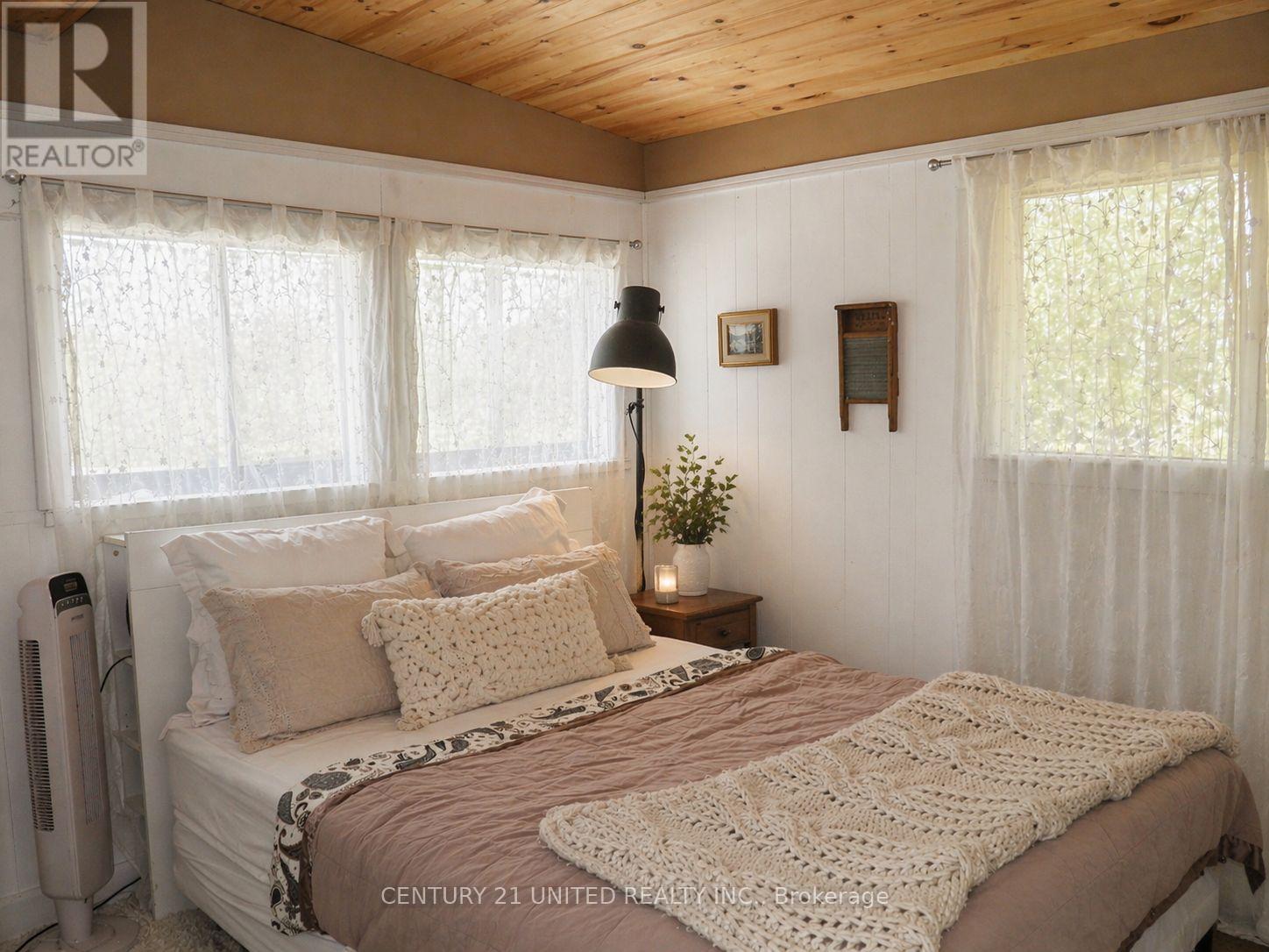 106 LAKEVIEW CRESCENT - 6