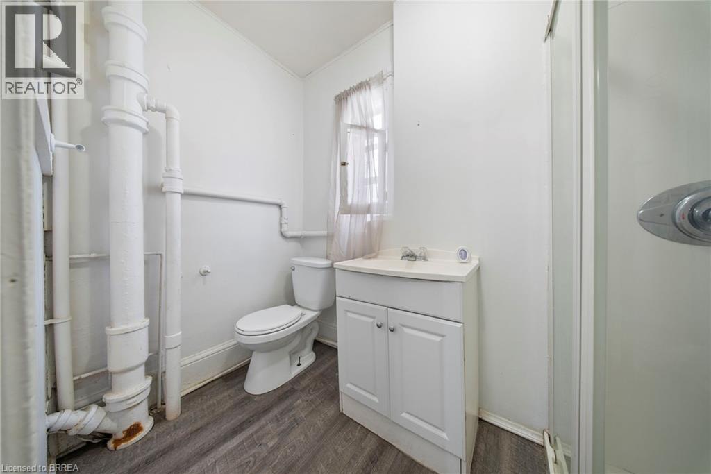 74 ERIE Avenue, Brantford, Ontario, N3S2E9 — Photo 21