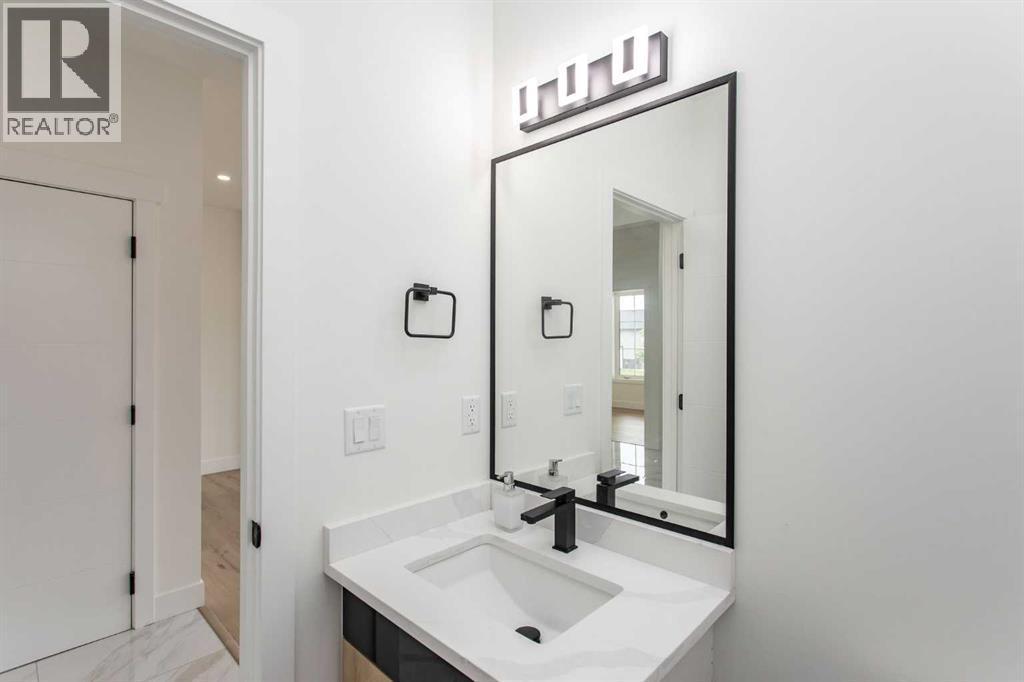 17 Thatcher Avenue — photo 15