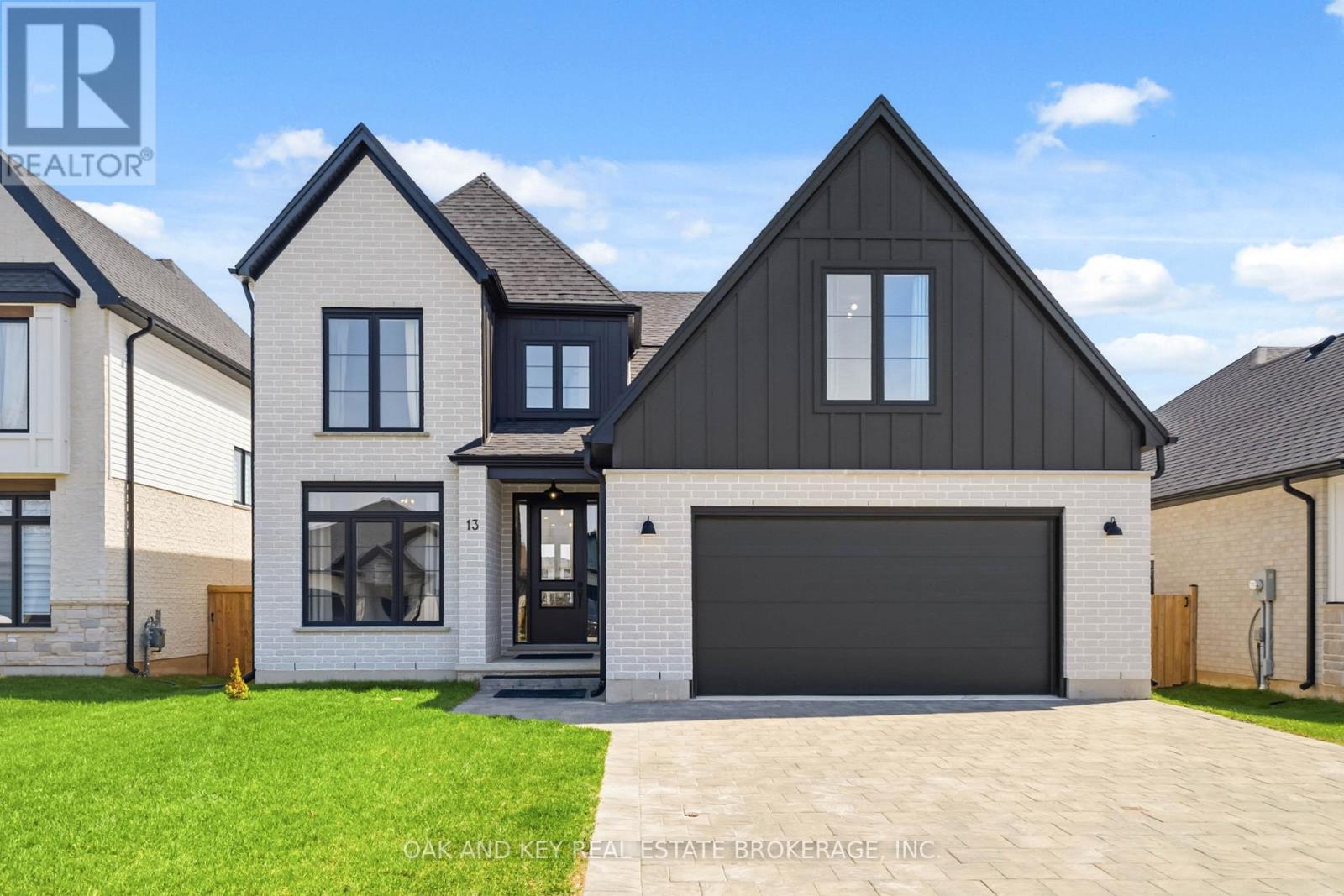 13 BRISCOE CRESCENT - 1
