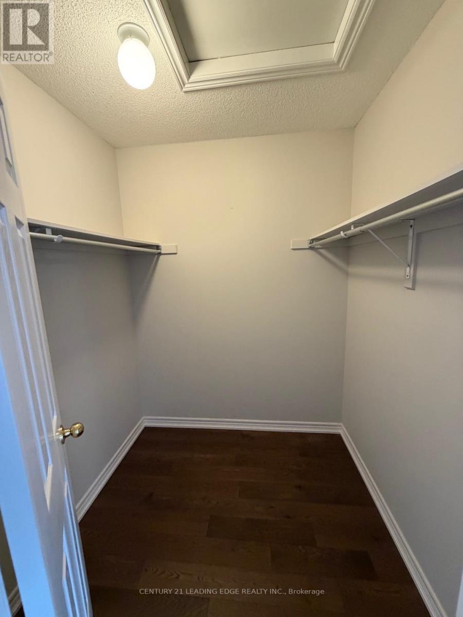 97 THATCHER CRESCENT — photo 15
