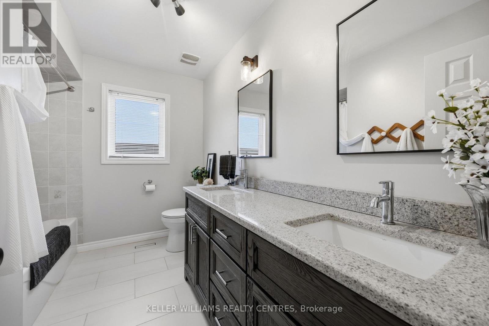 13 SURREY DRIVE - 20