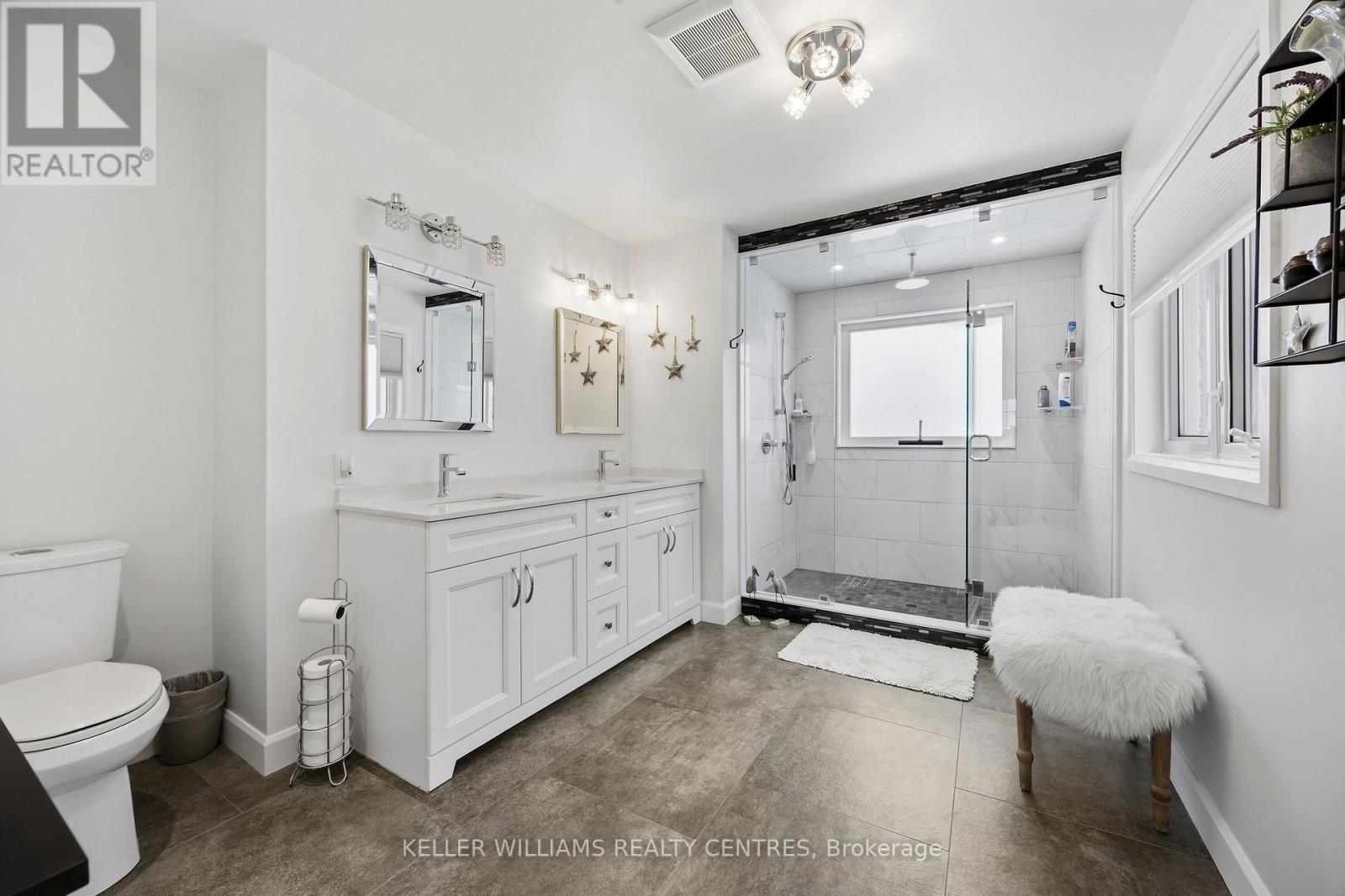 13 SURREY DRIVE - 15