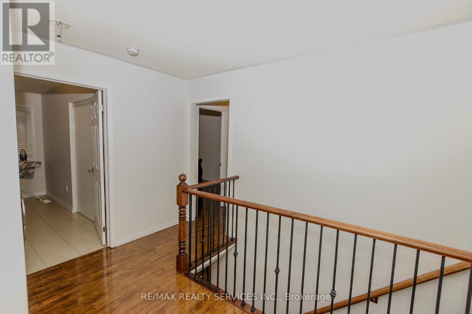 50 GIBBS ROAD — photo 25