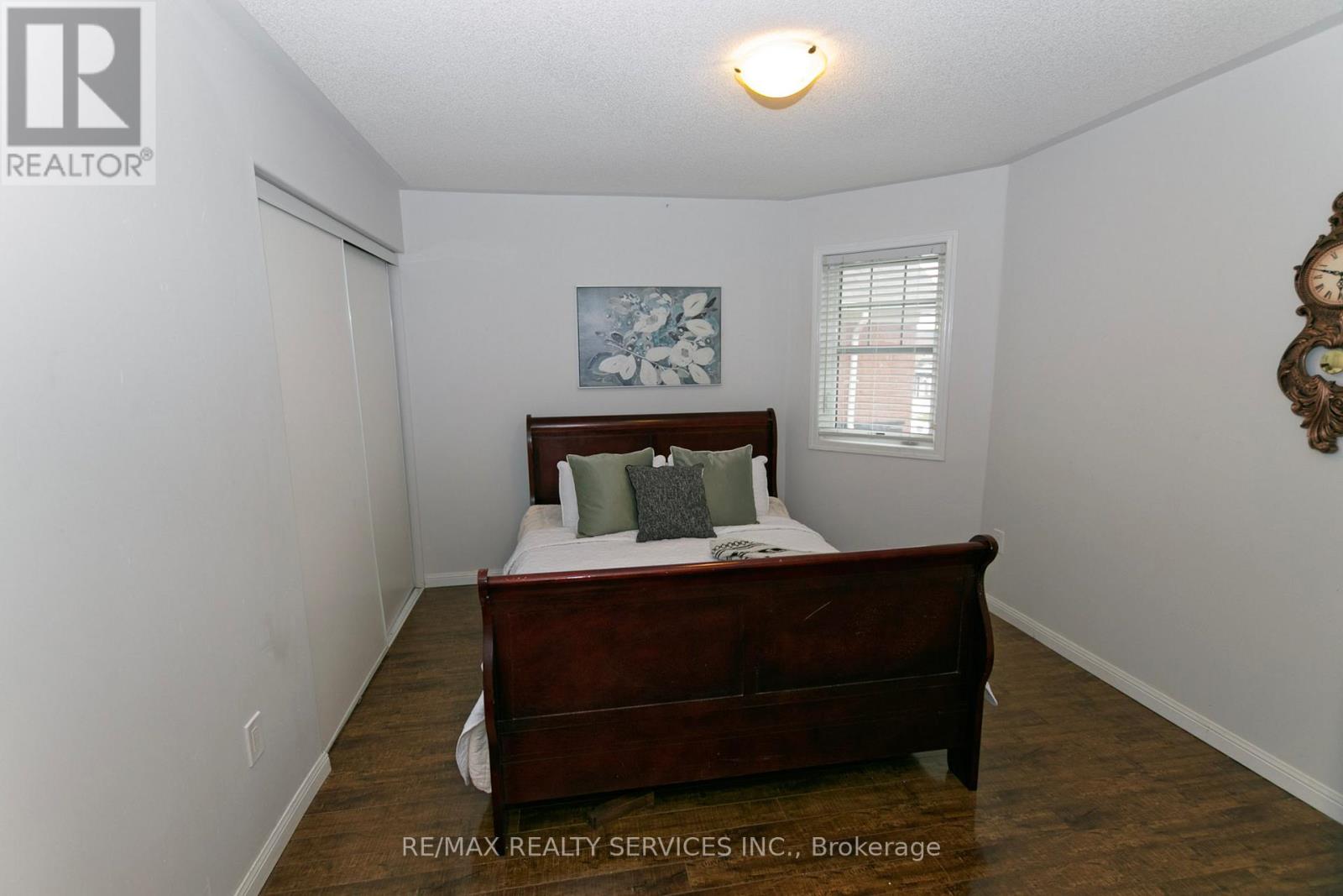 50 GIBBS ROAD — photo 27
