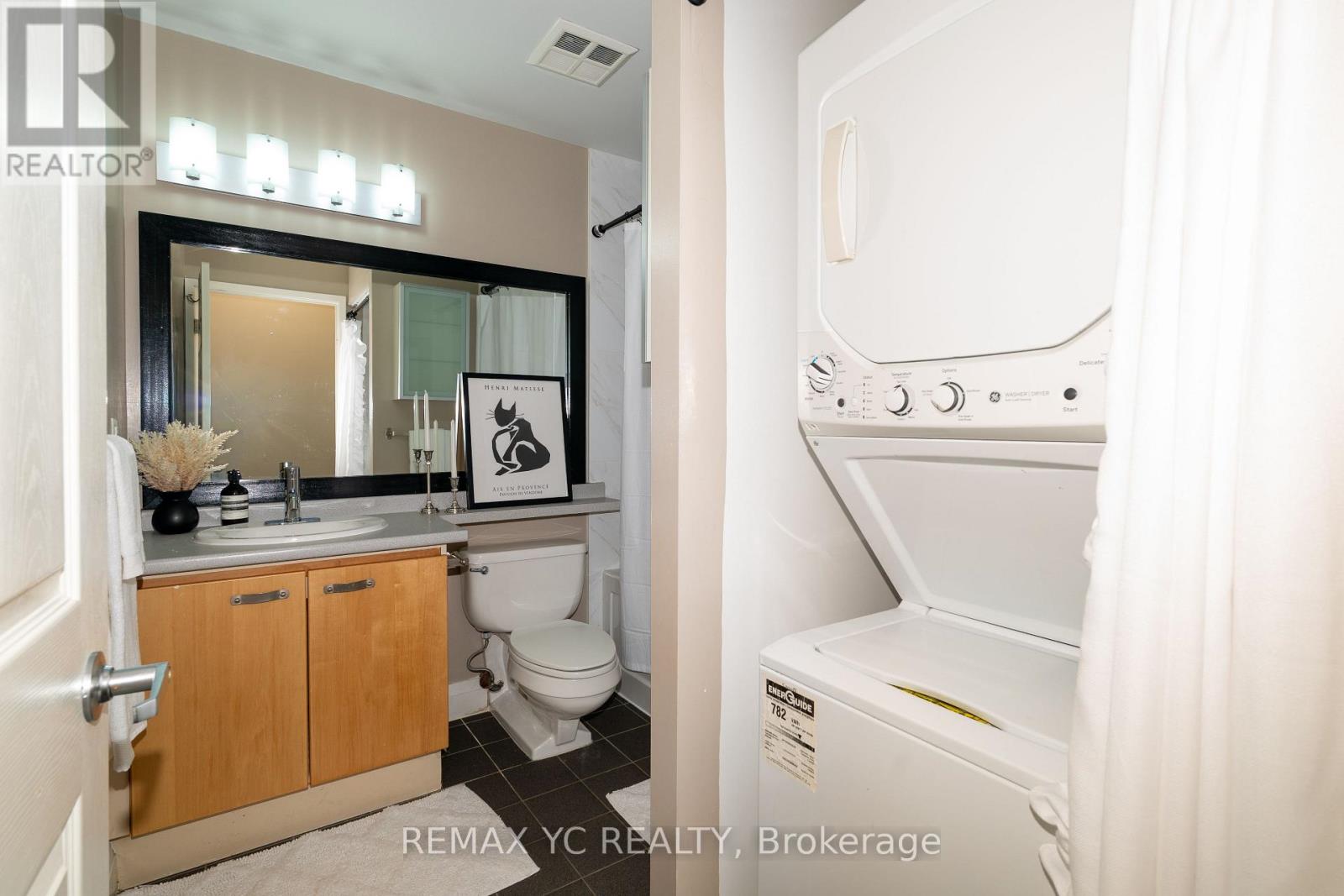 #306 8 WELLESLEY STREET E - 16