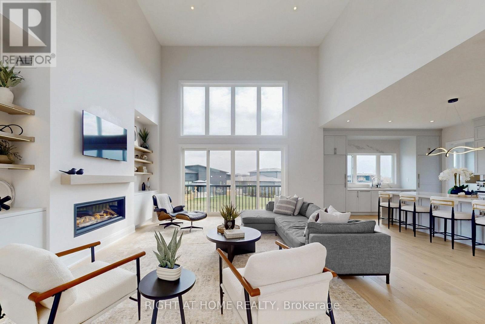 110 SLADDEN COURT - 14