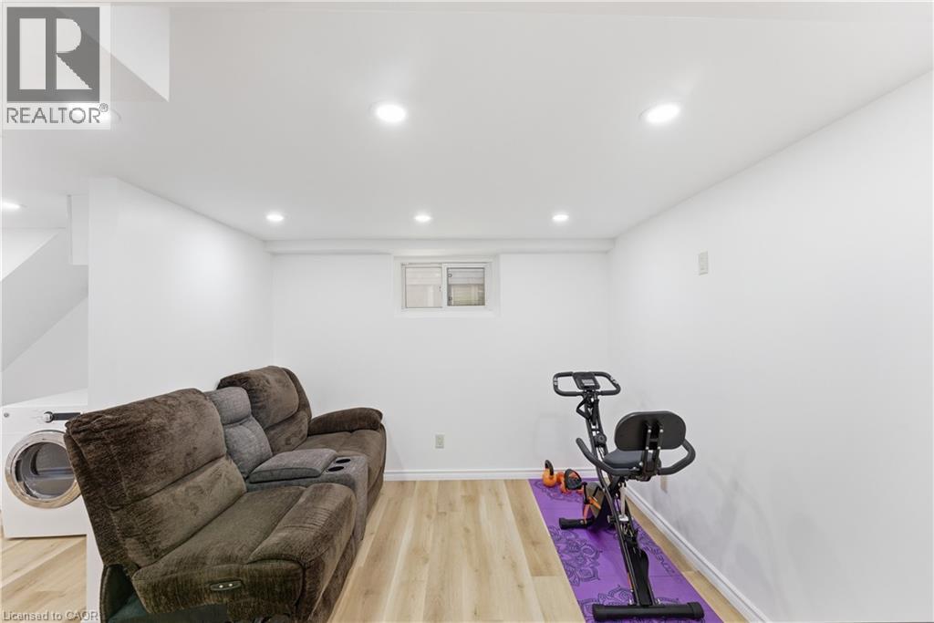 243 GENEVA Street, St. Catharines, Ontario, L2R4R2 — Photo 16