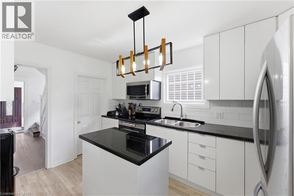 243 GENEVA Street, St. Catharines, Ontario, L2R4R2 — Photo 9