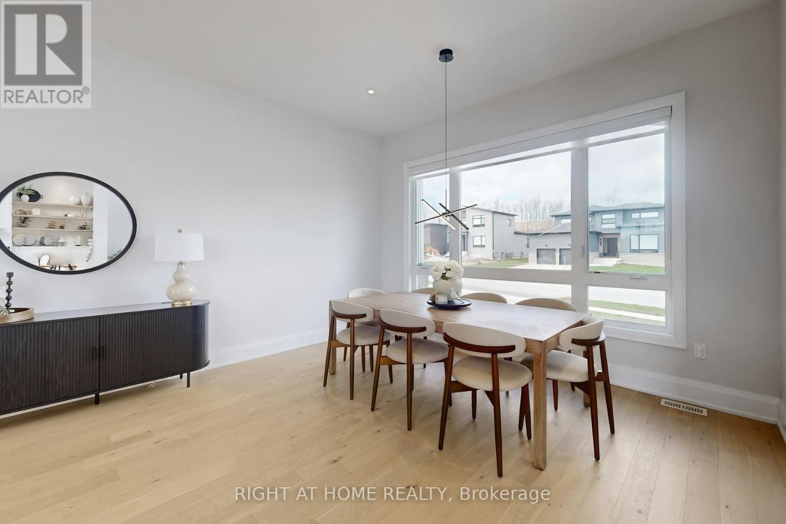 110 SLADDEN COURT - 15
