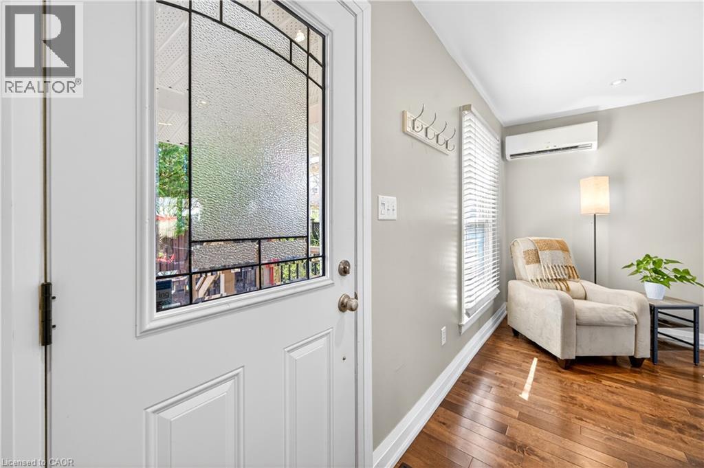 113 NIAGARA Street - 35