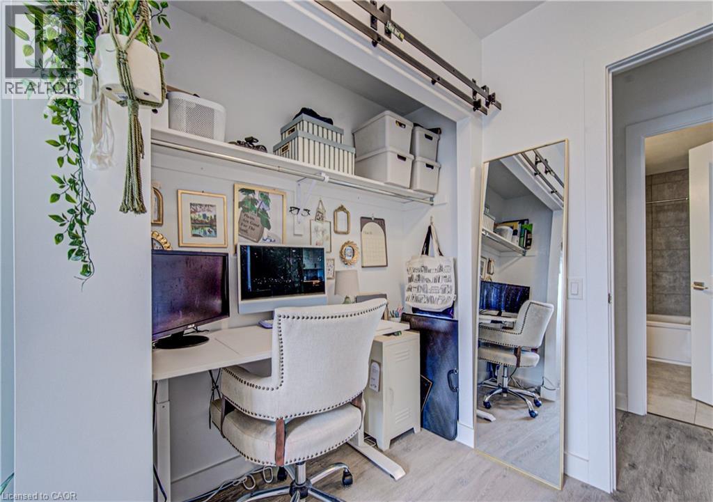 #609 50 GRAND Avenue S - 17