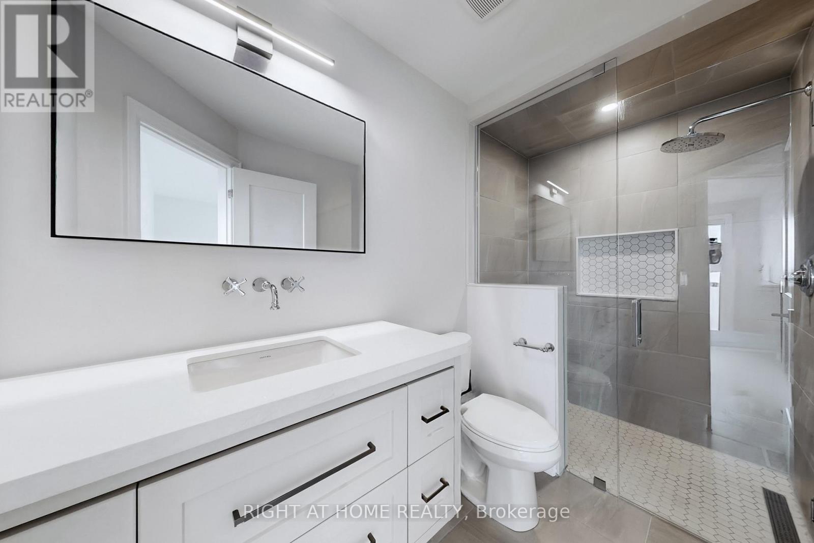 110 SLADDEN COURT - 31