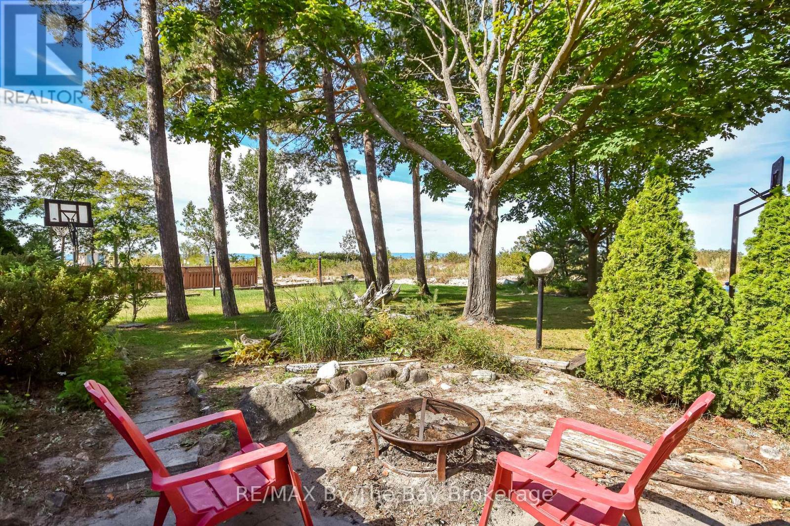 762 EASTDALE DRIVE — photo 4